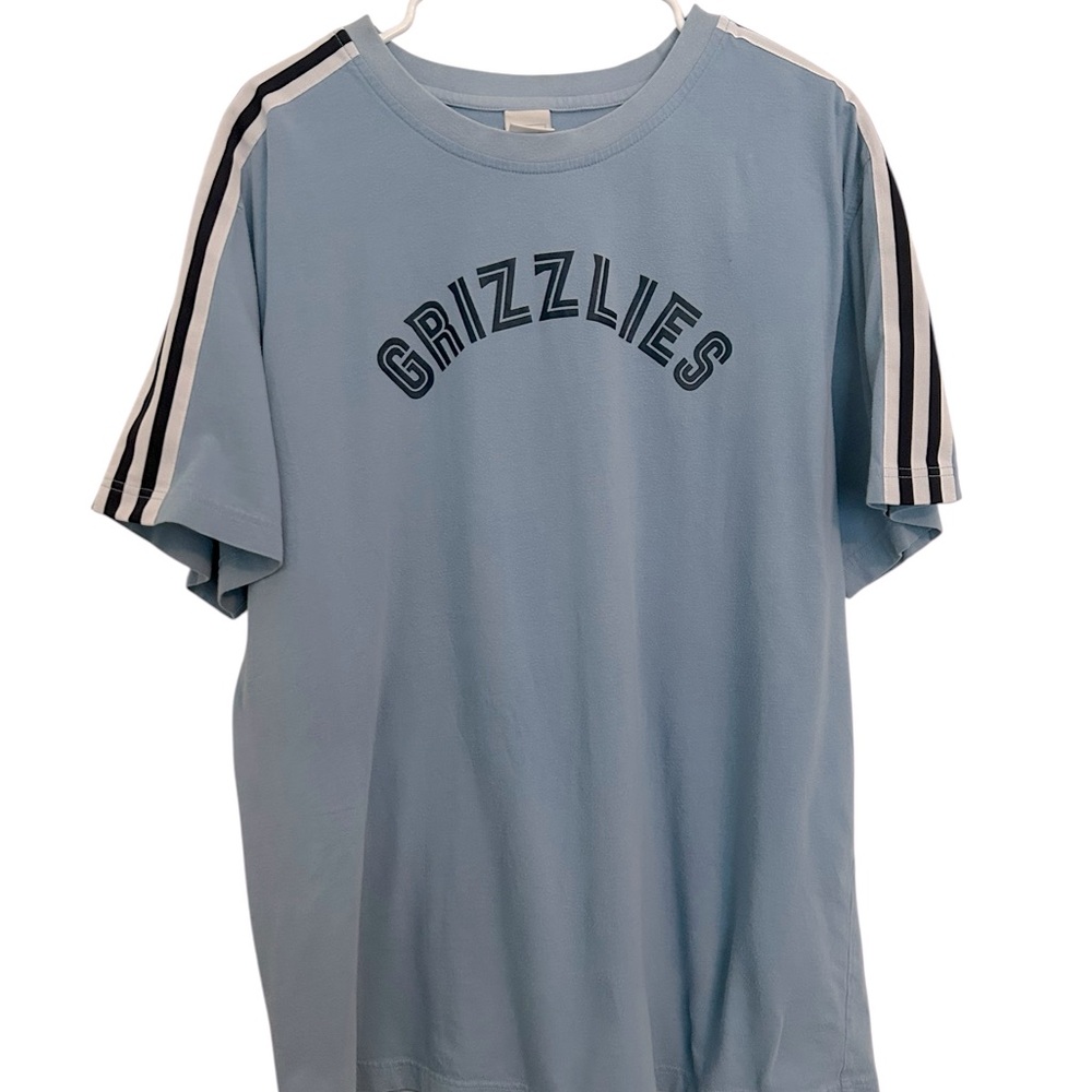 Adidas Grizzlies T-Shirt Men’s XL Blue Trefoil Logo Striped Sleeve Athletic‎ Tee